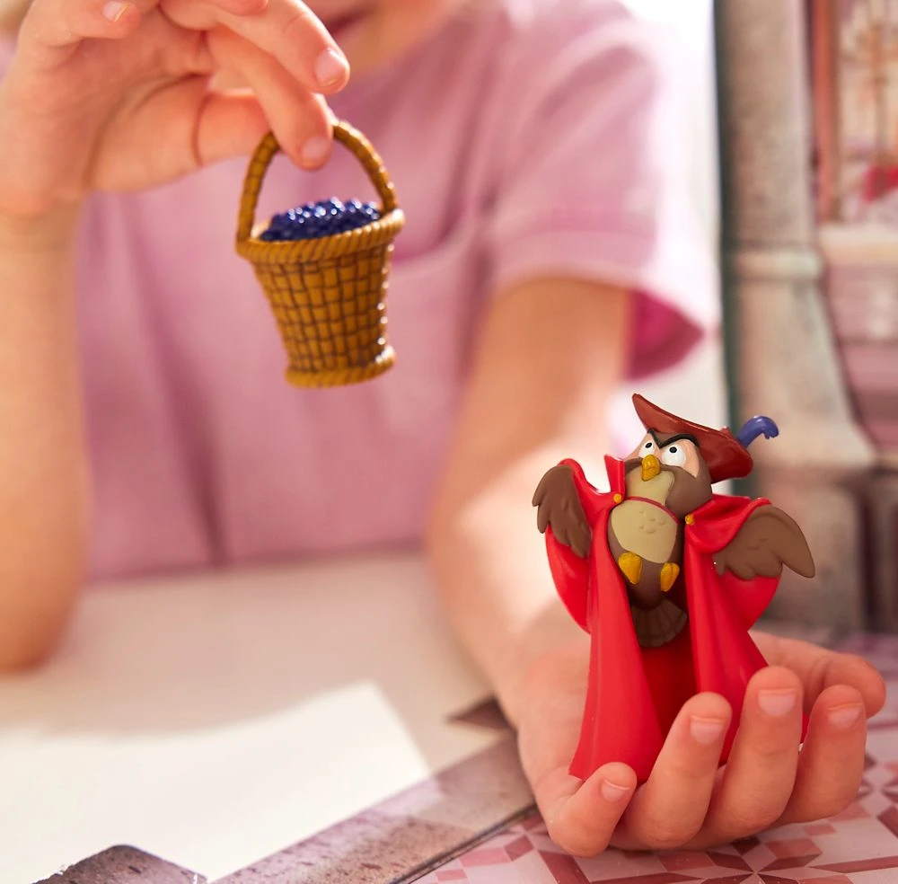 Aurora Disney Story Doll – Sleeping Beauty – 11 1/2'' 7 Aurora Disney Story Doll – Sleeping Beauty – 11 1/2'' - Image 7