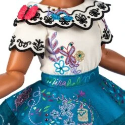 Disney Mirabel Doll – Encanto – Limited Edition – 17'' 11 Disney Mirabel Doll – Encanto – Limited Edition – 17'' -Disney 1614040902080 3