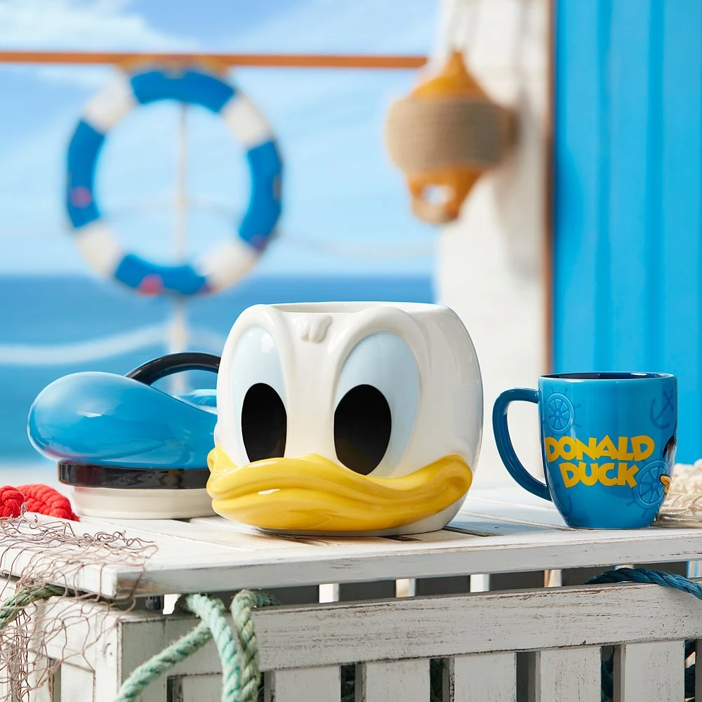 Disney Donald Duck 90th Anniversary Mug 2 Disney Donald Duck 90th Anniversary Mug - Image 2