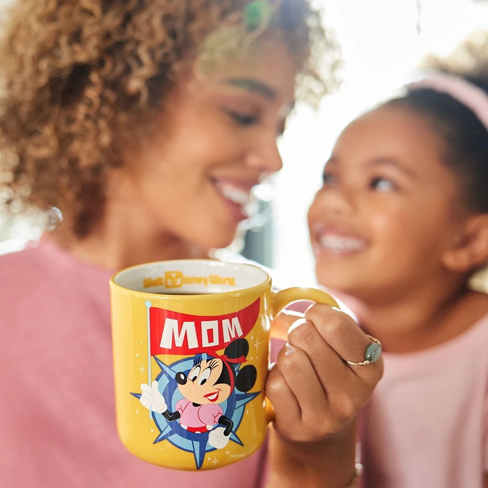 Minnie Mouse ''Mom'' Mug – Walt Disney World 2 Minnie Mouse ''Mom'' Mug – Walt Disney World - Image 2