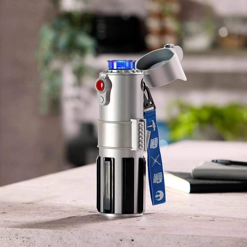 Disney LIGHTSABER Light-Up And Sound Water Bottle – Star Wars 2 Disney LIGHTSABER Light-Up And Sound Water Bottle – Star Wars - Image 2