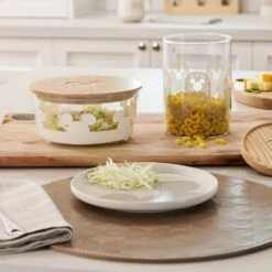 Disney Mickey Mouse Icon Placemat Set– Mickey Mouse Home Collection 9 Disney Mickey Mouse Icon Placemat Set– Mickey Mouse Home Collection -Disney 3312047390129 3