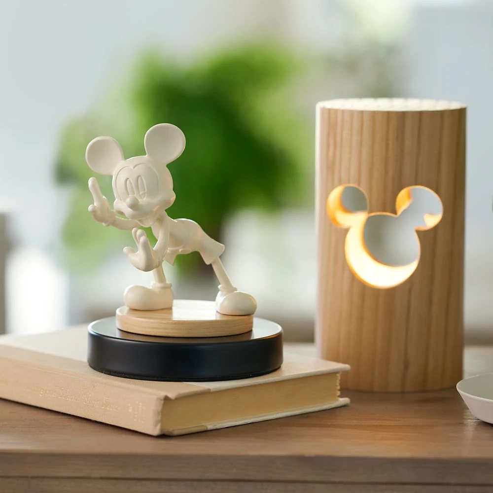 Disney Mickey Mouse Icon Wood Desk Lamp – Mickey Mouse Home Collection 2 Disney Mickey Mouse Icon Wood Desk Lamp – Mickey Mouse Home Collection - Image 2