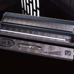 Disney Mace Windu Legacy Custom LIGHTSABER Collectible Set – Star Wars -Disney 6106047623984 8