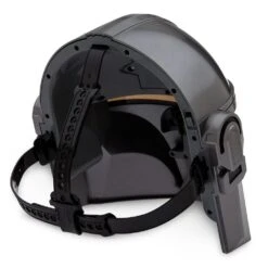 Disney The Mandalorian Voice Changing Mask – Star Wars: The Mandalorian -Disney 6106047624766 3
