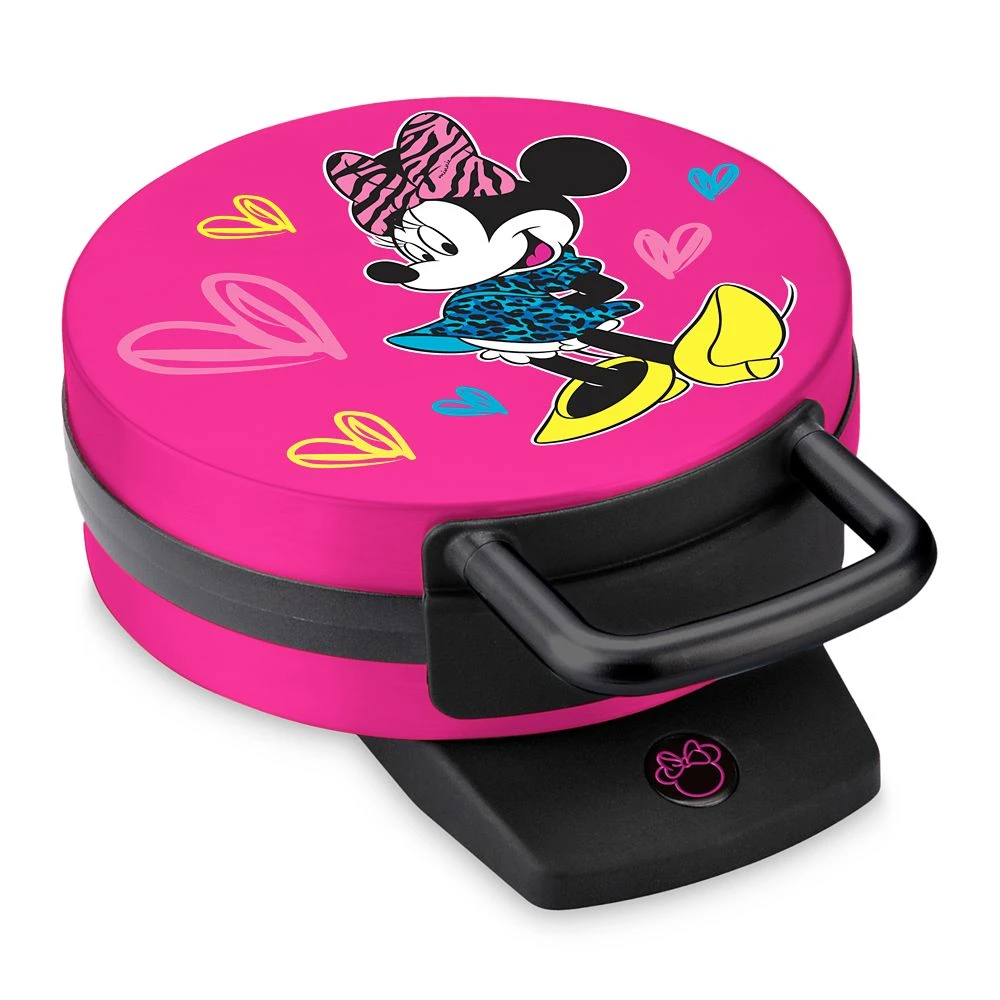 Disney Minnie Mouse Waffle Maker 1 Disney Minnie Mouse Waffle Maker