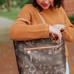 Disney Winnie The Pooh Cooler Bag 15 Disney Winnie The Pooh Cooler Bag -Disney 6804058734310 6