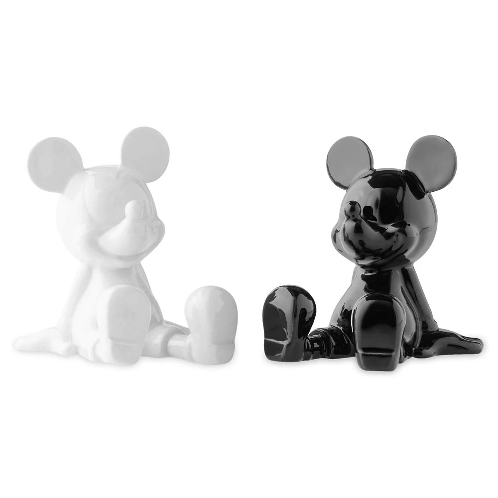 Disney Mickey Mouse Salt And Pepper Shakers 1 Disney Mickey Mouse Salt And Pepper Shakers