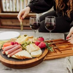 Mickey Mouse And Friends Slate Cheeseboard – Disney100 6 Mickey Mouse And Friends Slate Cheeseboard – Disney100 -Disney 7002058733868 2