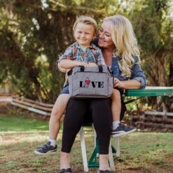 Disney Winnie The Pooh On The Go Soft Cooler Insulated Lunch Bag -Disney 7002058734112 2